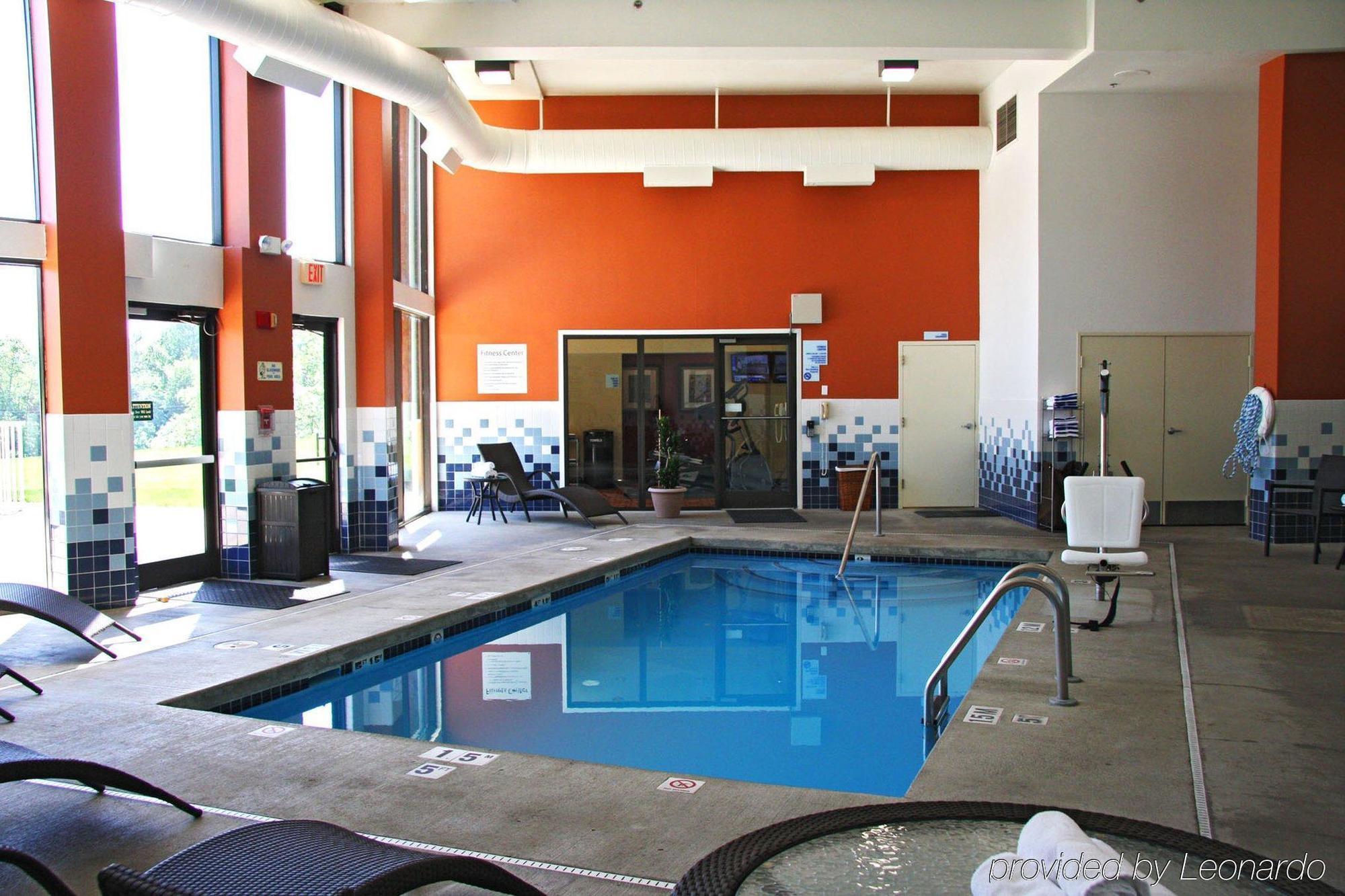 Holiday Inn Express Roseburg By Ihg Exterior photo